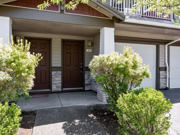 14580 SW Magpie Ln Unit 203, Beaverton, OR 97007