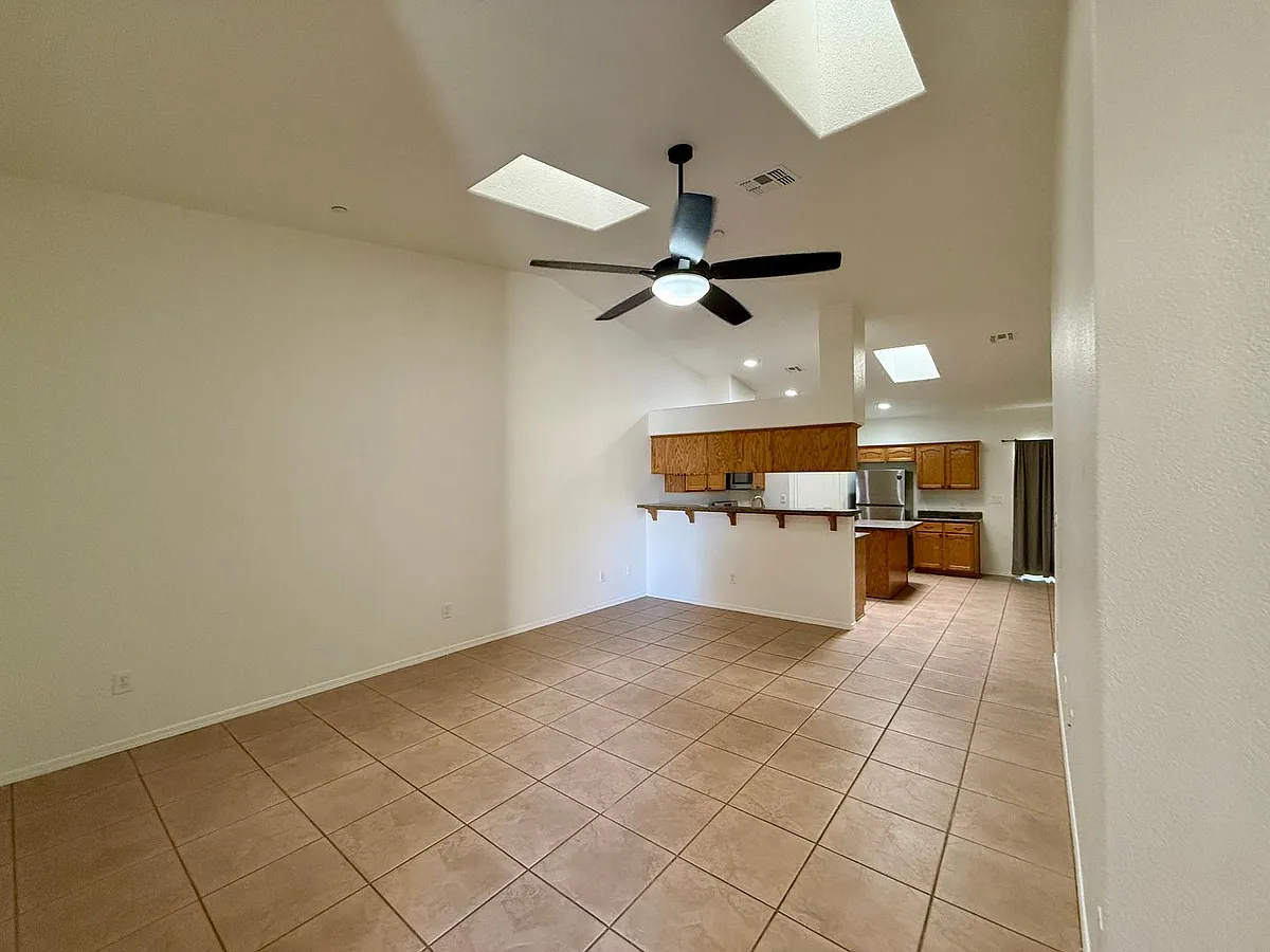 Building Photo - 3108 S Ragen Dr