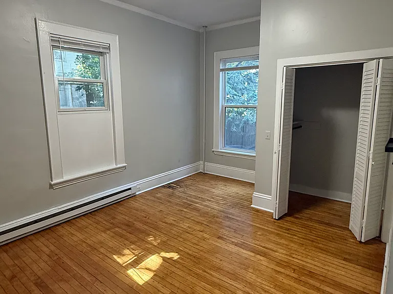 22 Clifton St #1 — Photo 6