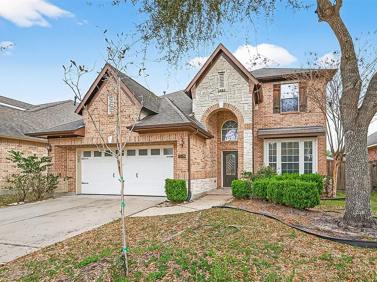 24526 Avellino Ct — Photo 4