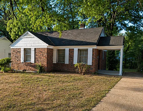 2243 Malone Ave Photo 1