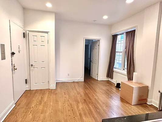 Rented by Corcoran | media 30