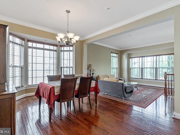 4th image of 23114 Basswood Hill Dr