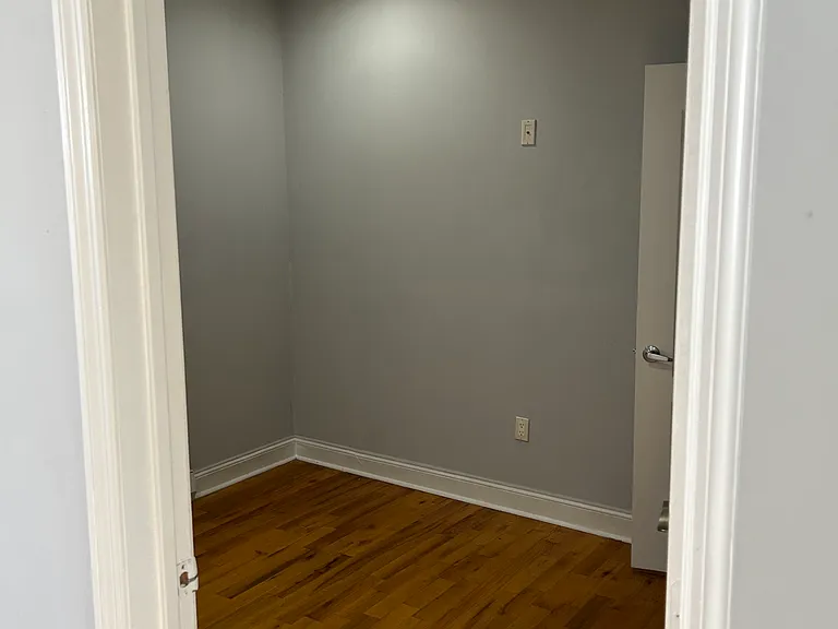 31-10 Lewmay Rd #2 — Photo 3