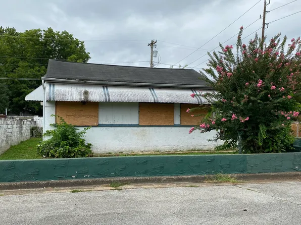2000 Sharp St, Chattanooga, TN 37404
