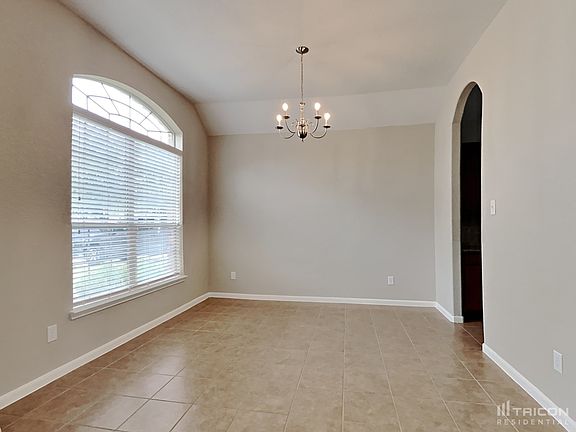 5th image of 21663 Horseshoe Dr