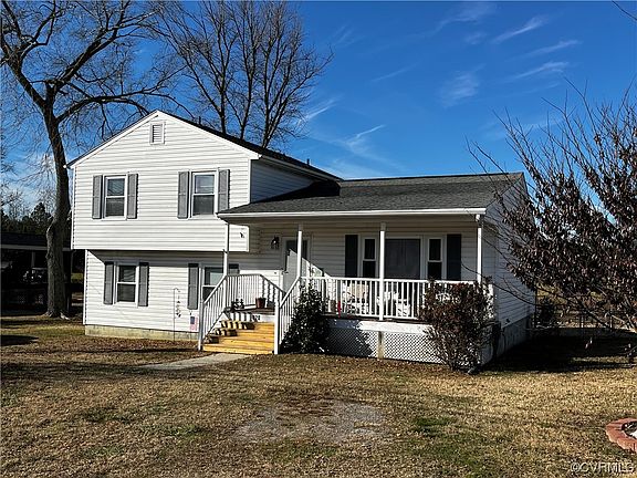 2nd image of 220 Pleasant Dr