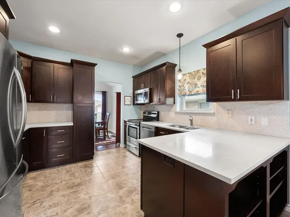6222 Saint Leonard Dr, Arlington, TX 76001