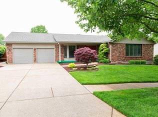 5139 Olde Silver Pl, Saint Louis, MO 63128