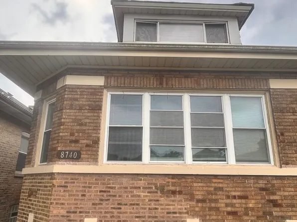 8740 S Justine St, Chicago, IL 60620
