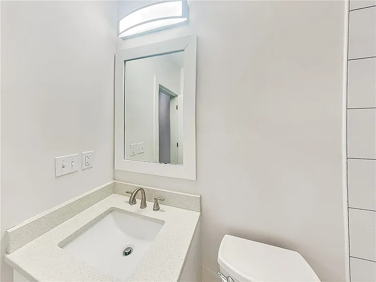 1322 English St NW — Photo 16