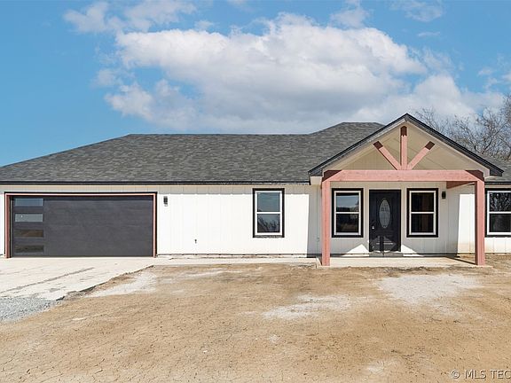 2nd image of 239 E 500th Rd