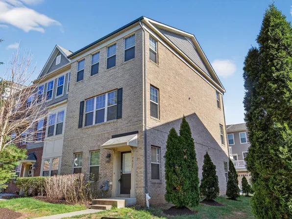 9822 Ushers Pl, Waldorf, MD 20601