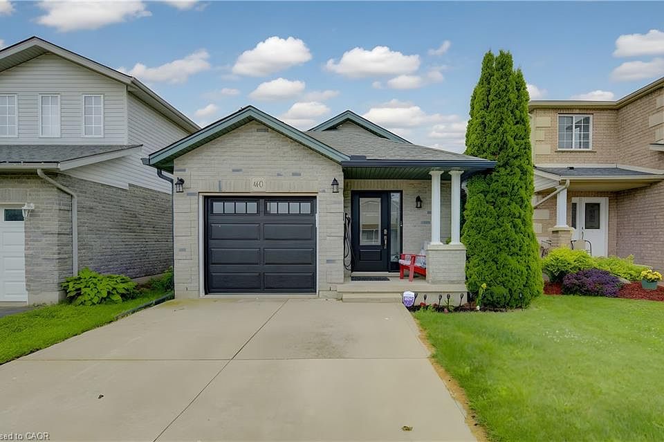 1st image of 460 Langlaw Dr