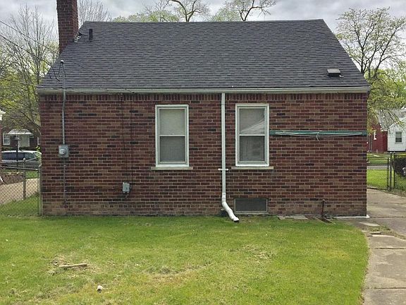 3rd image of 16429 Rossini Dr