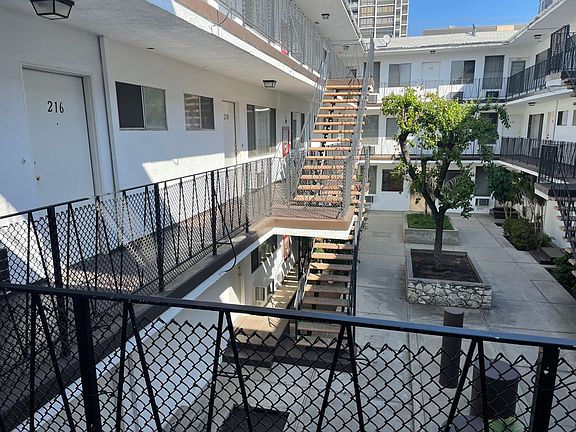 5th image of 365 W Doran St APT 216