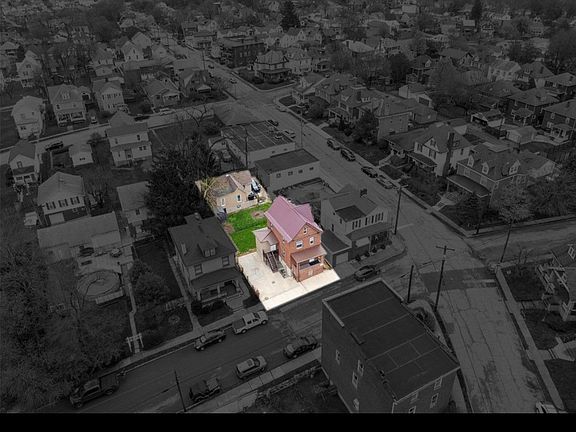 4th image of 447 Steck St
