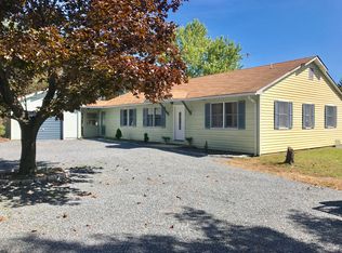 2264 Bismark Rd, Blakeslee, PA 18610