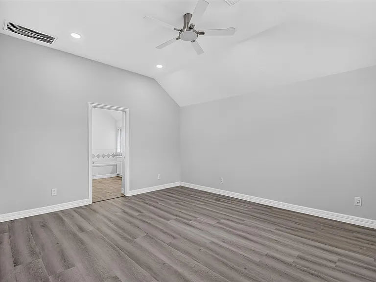 6706 Paigetree Ln — Photo 29