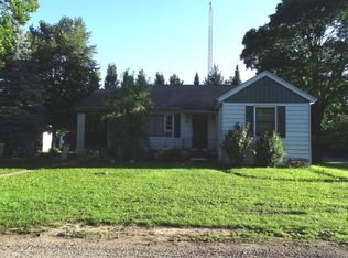 W960 Juneau Rd, Genoa City, WI 53128