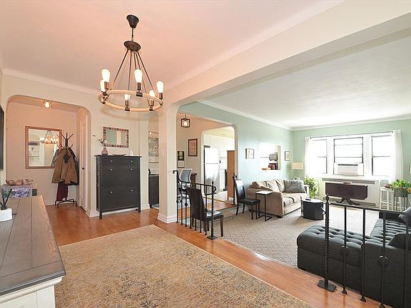 5th image of 17040 Highland Ave APT 607