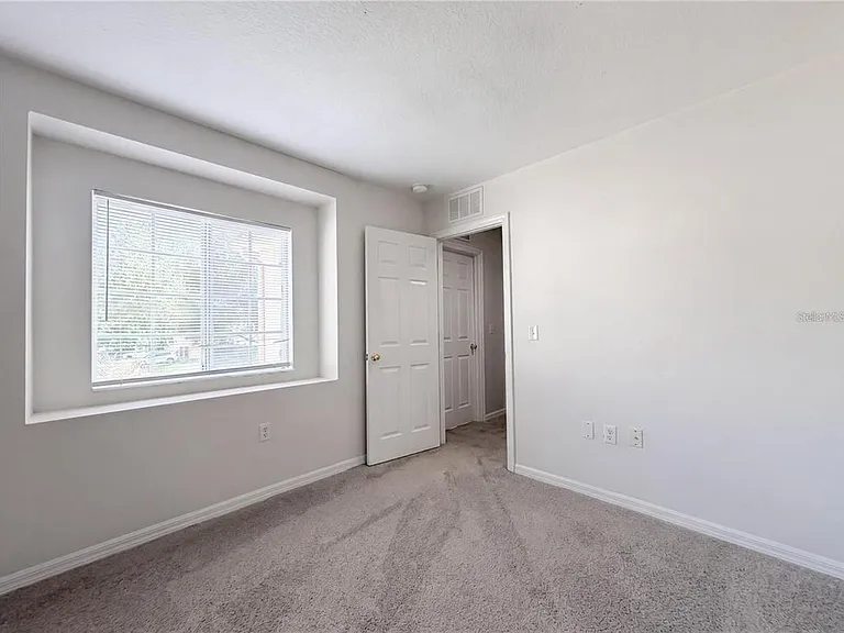 2972 Royal Tuscan Ln — Photo 12