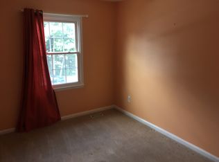 6924 Lafayette Park Dr, Annandale, VA 22003