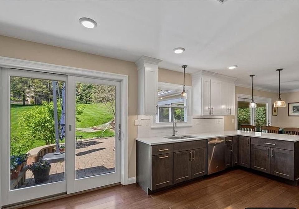 1st image of 18 Manor Way