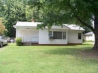 1st image of 312 Hillcrest Circle Dr
