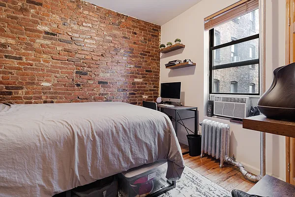 Rented by Compass | media 3