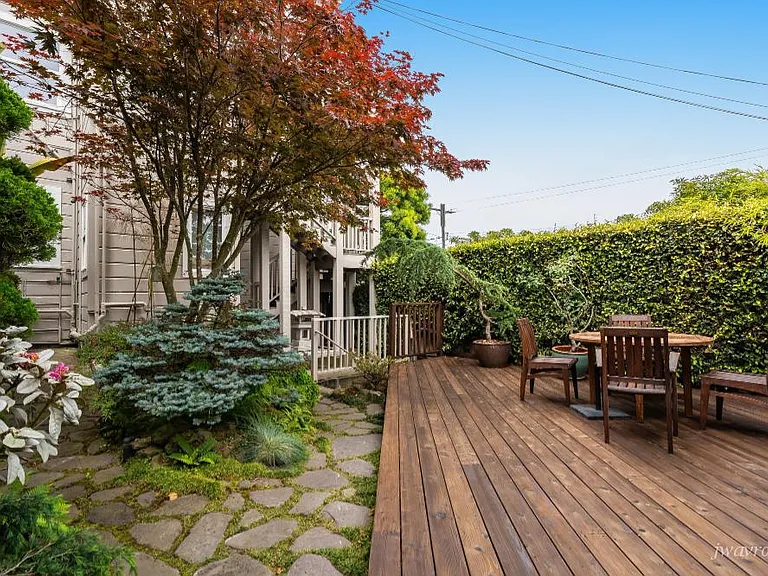 553 Sanchez St — Photo 24
