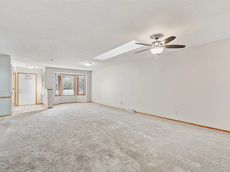 Garnett Place Townhomes — Photo 2