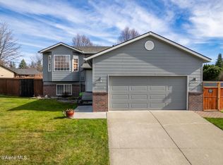 2208 N Stagecoach Dr, Post Falls, ID 83854