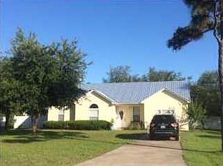 1st image of 670 Cypress Ln