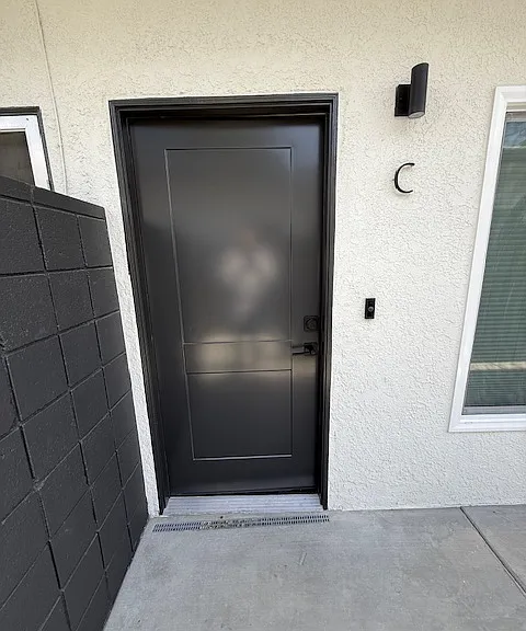 1509 N Hollywood Way #C — Photo 36