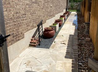 112 Fort Hood Ln, Georgetown, TX 78628