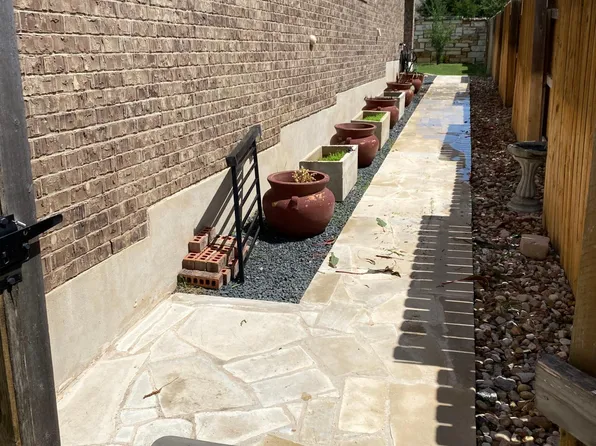 112 Fort Hood Ln, Georgetown, TX 78628