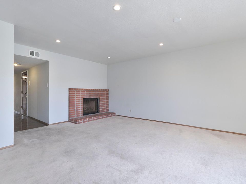 1st image of 337 18th Ave #B