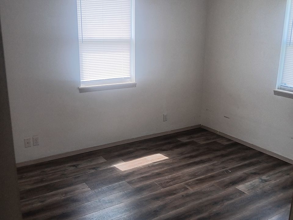1st image of 818 S Patterson Ave
