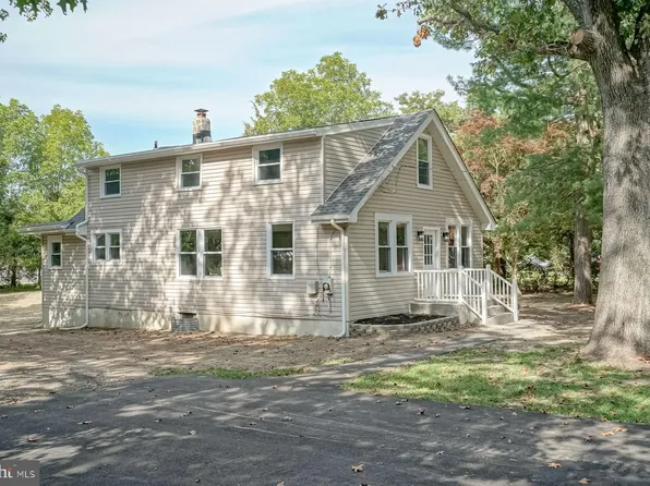 805 E Washington Ave, Williamstown, NJ 08094