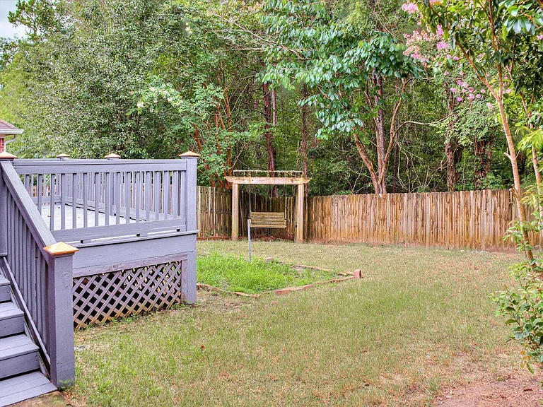2520 Grier Cir — Photo 40