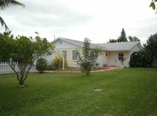 1848 Circle Dr, North Palm Beach, FL 33408