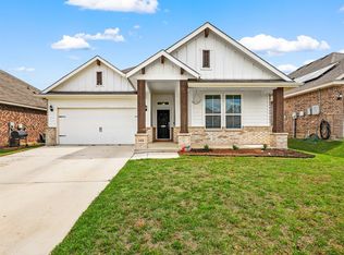 1436 Wavelet Dr, Azle, TX 76020