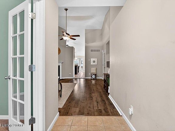 3rd image of 6834 Arbor Manor Way