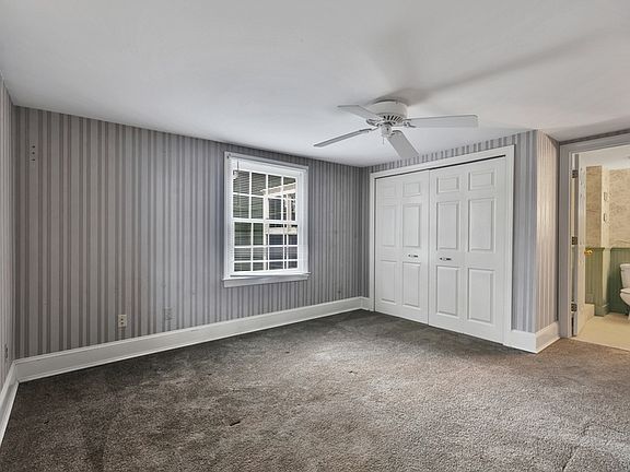 5th image of 100 Jordan Taylor Ln
