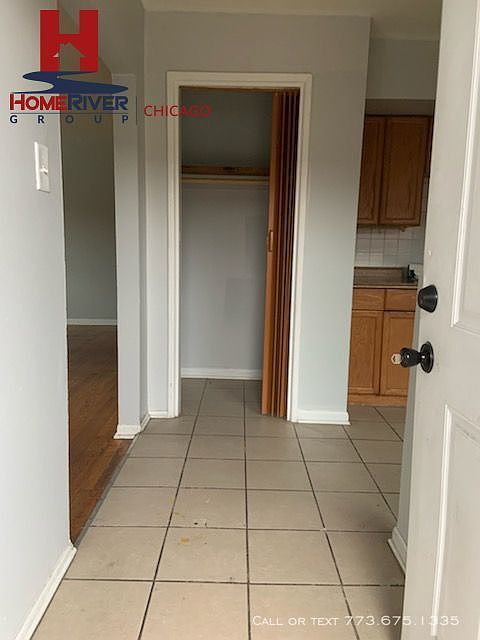 1st image of 6933 S Jeffery Blvd APT 1A