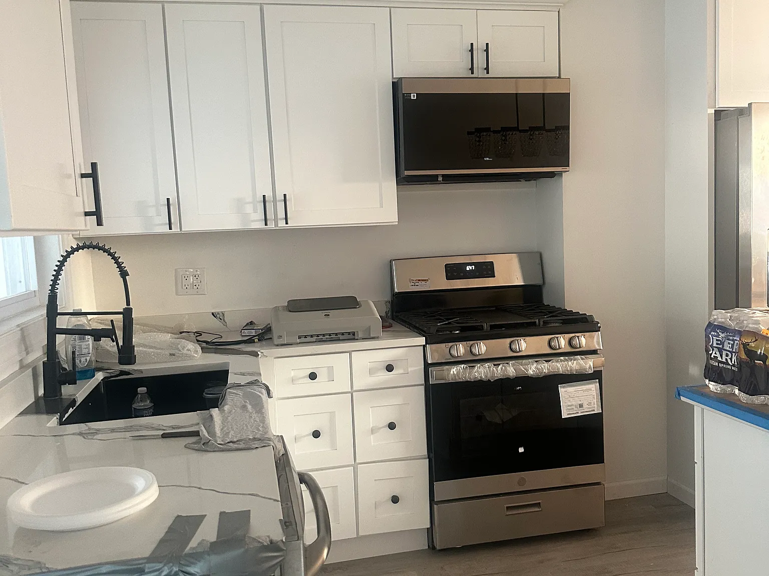 4 bed, 1400 sqft, $2,100 — Photo 3