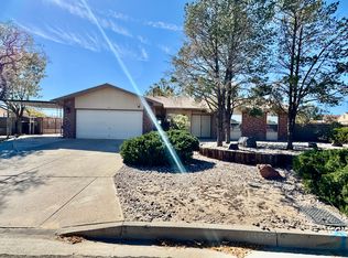 2550 Rosswood Dr SE, Rio Rancho, NM 87124