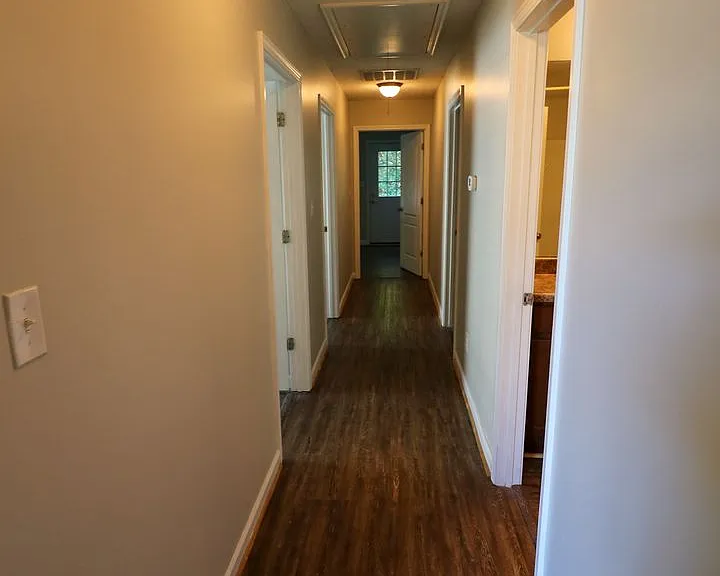 43 Shaley St #A — Photo 5