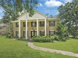 660 Stonewall Jackson Dr, Conroe, TX 77302